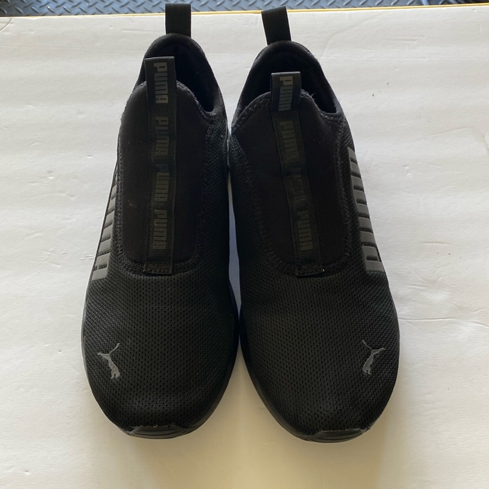Puma slip on. Only worn a few times